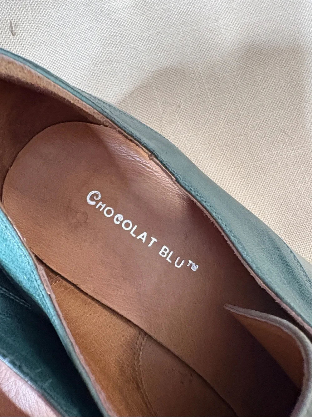 Chocolat Blu Two-Tone Green Wingtip Derby Oxfords